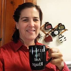 Meet your Posher, April